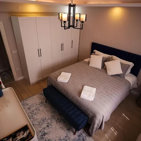 Hidden Gem In Sisli Apartment